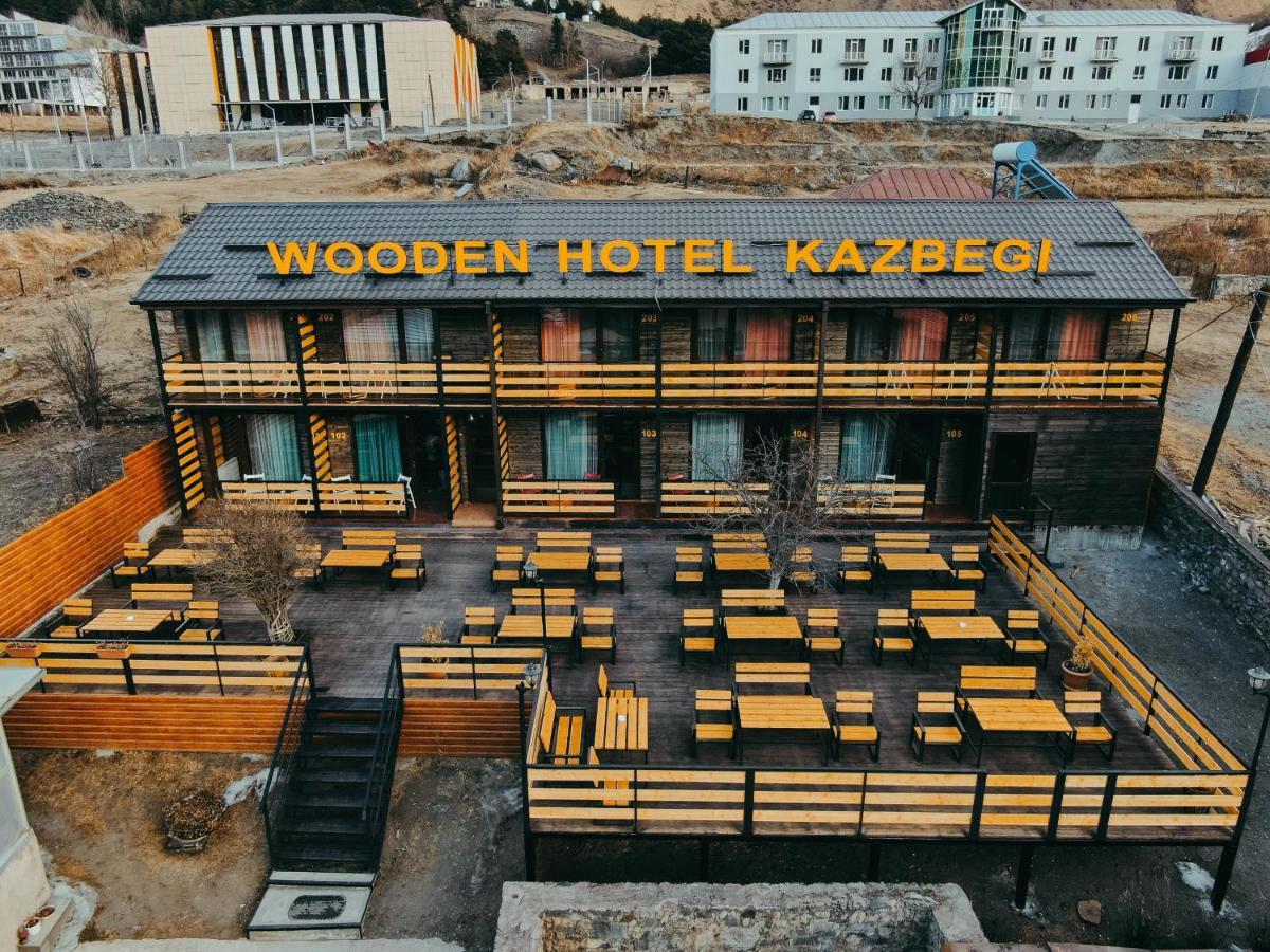 Wooden Hotel Kazbegi ภายนอก รูปภาพ