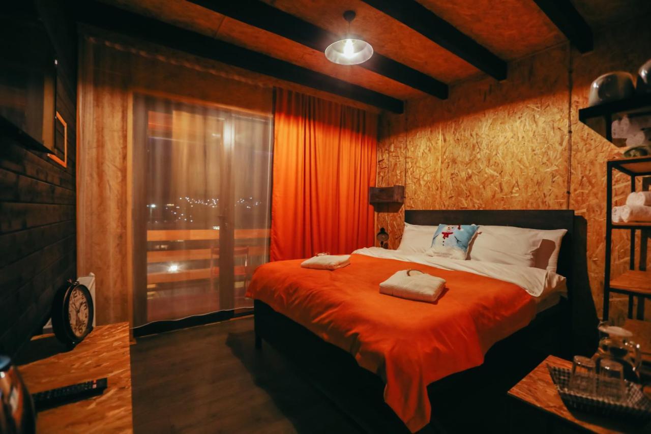 Wooden Hotel Kazbegi ภายนอก รูปภาพ