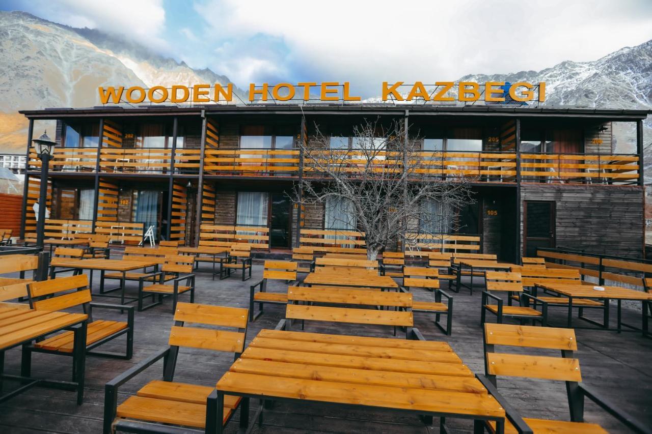 Wooden Hotel Kazbegi ภายนอก รูปภาพ