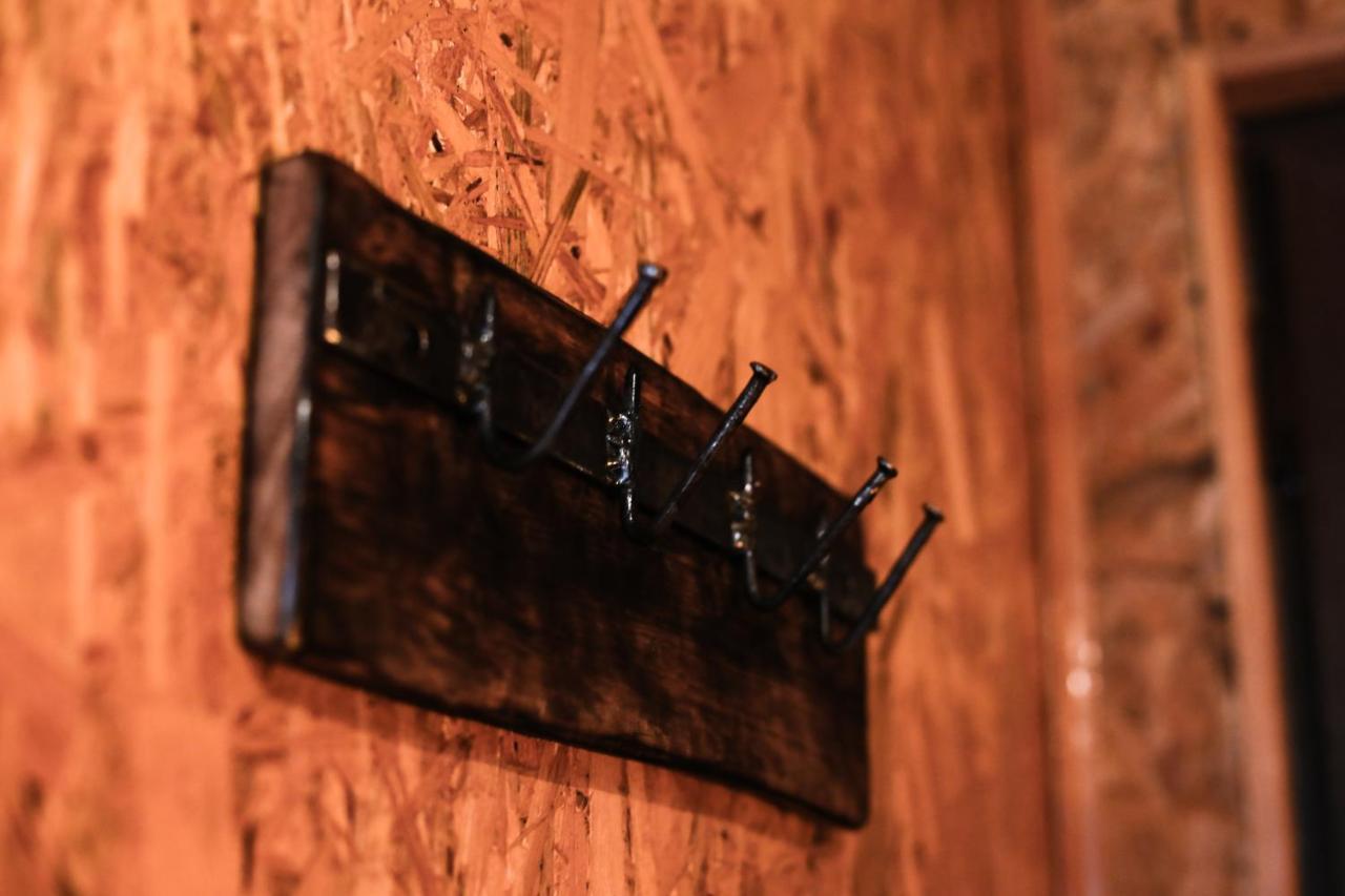 Wooden Hotel Kazbegi ภายนอก รูปภาพ