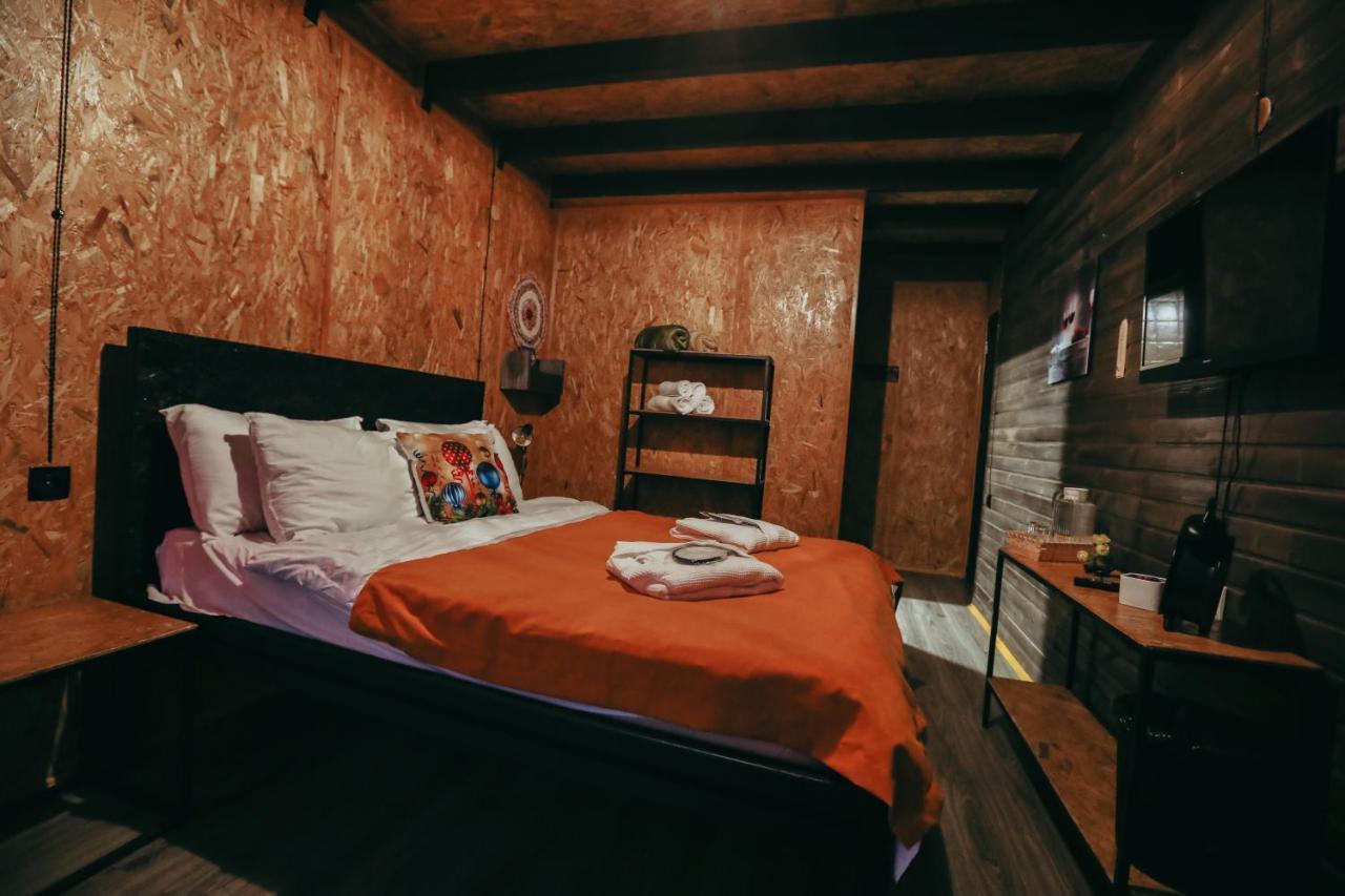 Wooden Hotel Kazbegi ภายนอก รูปภาพ
