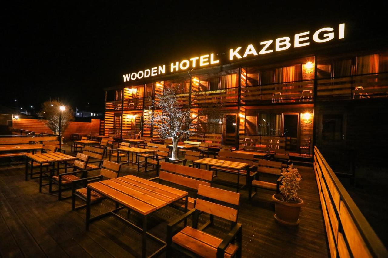 Wooden Hotel Kazbegi ภายนอก รูปภาพ