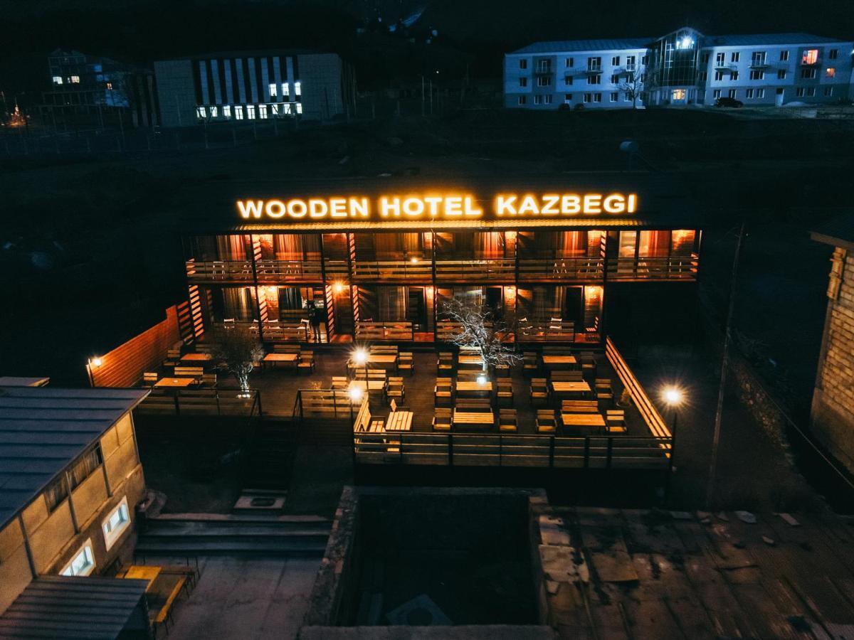 Wooden Hotel Kazbegi ภายนอก รูปภาพ