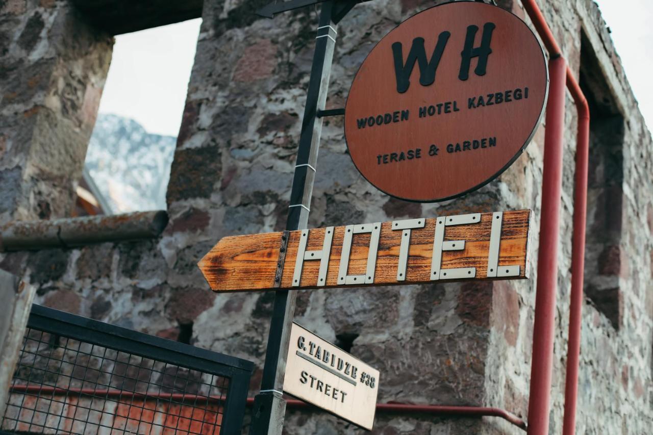 Wooden Hotel Kazbegi ภายนอก รูปภาพ