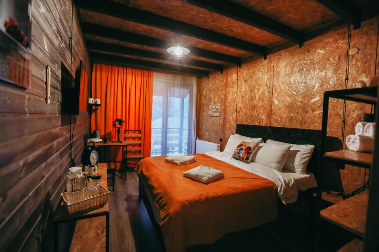 Wooden Hotel Kazbegi ภายนอก รูปภาพ
